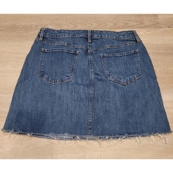 Women's Old Navy Jean Skirt 10 - Picture 2 of 6